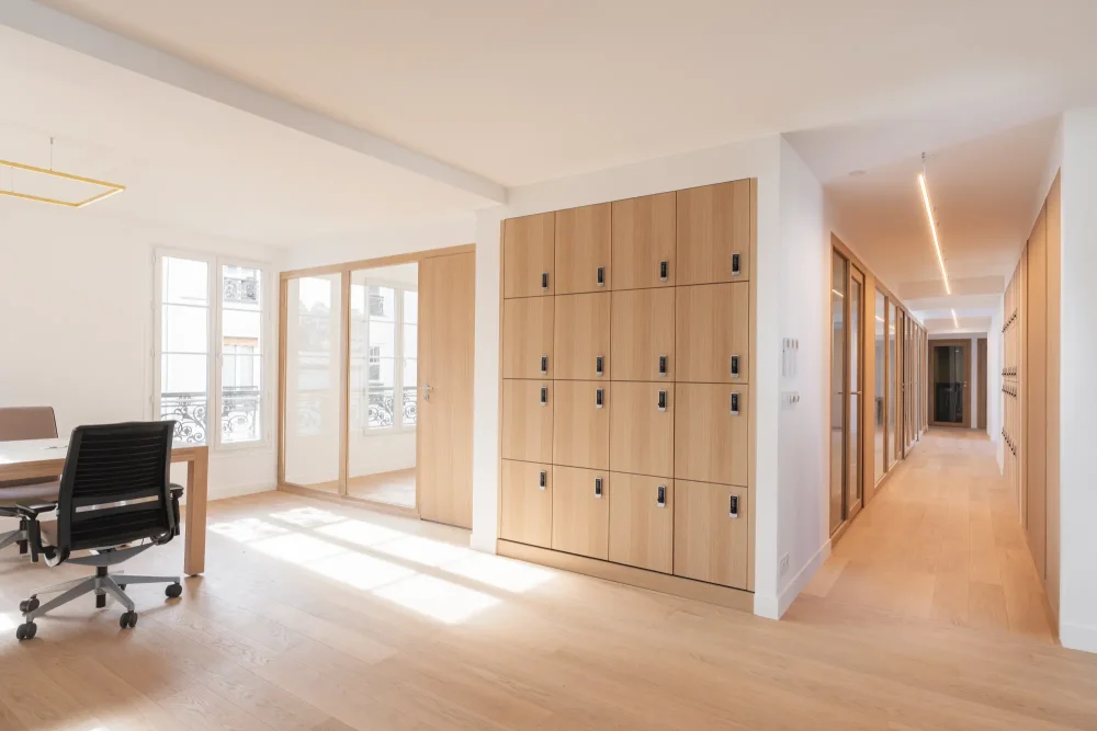 Espace indépendant - 75001 - 48 postes - 30000€