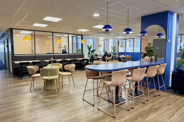 Espace indépendant - 92800 - 26 postes - 15000€