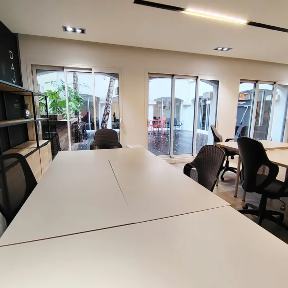 Bureau privé 36 m² 12 postes Location bureau Rue Henry Monnier Paris 75009 - photo 3