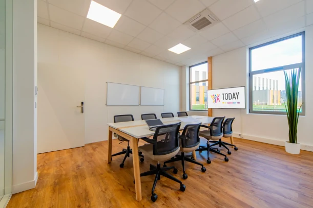 Bureau privé - 93290 - 4 postes - 1500€