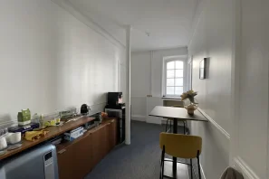 Bureau privé - 75009 - 12 postes - 6000€