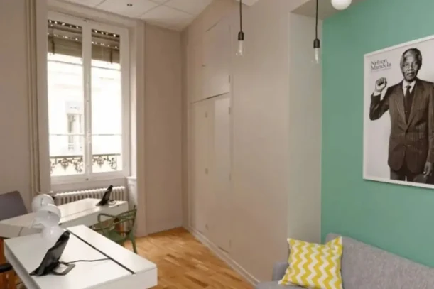 Bureau privé - 69001 - 3 postes - 950€