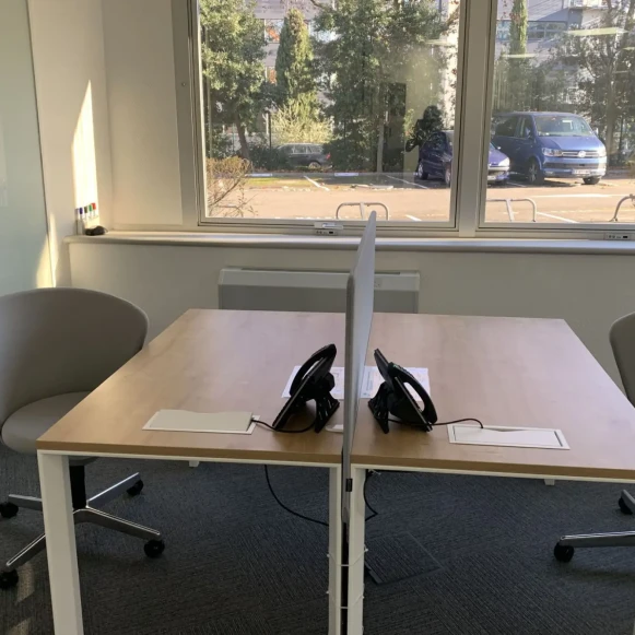 Bureau privé 20 m² 3 postes Coworking Avenue Didier Daurat Blagnac 31700 - photo 1