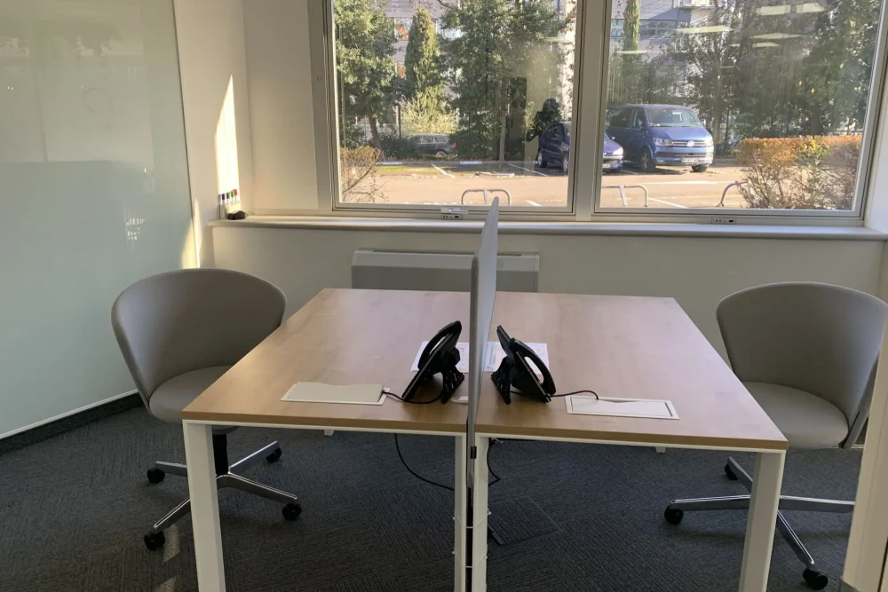 Bureau privé - 31700 - 3 postes - 1300€