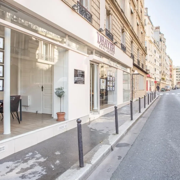 Bureau privé 15 m² 3 postes Location bureau Rue Cassette Paris 75006 - photo 3