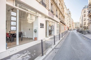 Bureau privé - 75006 - 3 postes - 1650€