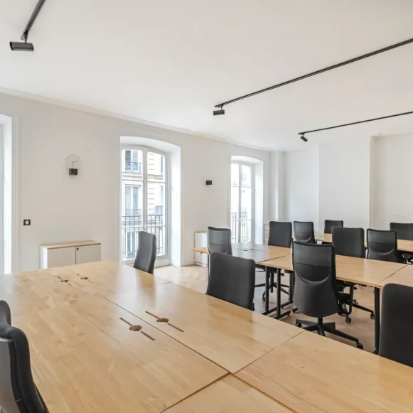 Espace indépendant 125 m² 24 postes Location bureau Rue du Caire Paris 75002 - photo 8