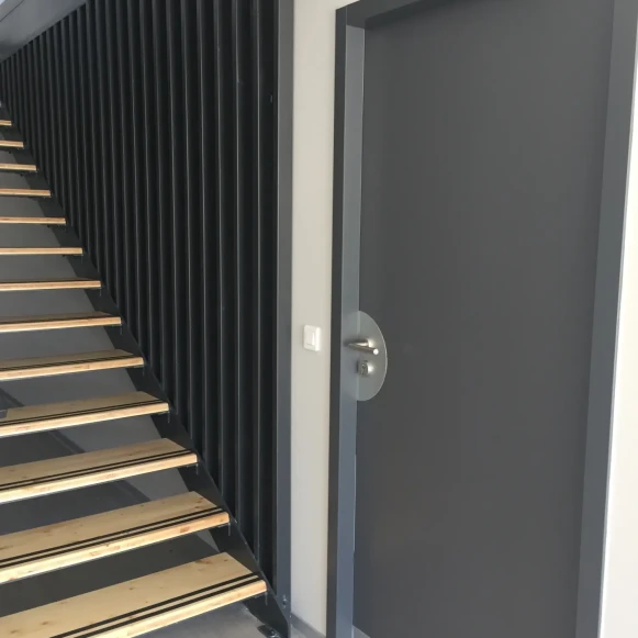 Open Space  2 postes Location bureau Avenue de la Rosière Marseille 13012 - photo 6