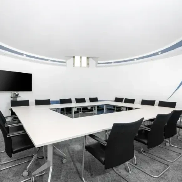 Bureau privé 24 m² 6 postes Coworking Rond-Point des Champs-Élysées Marcel-Dassault Paris 75008 - photo 5