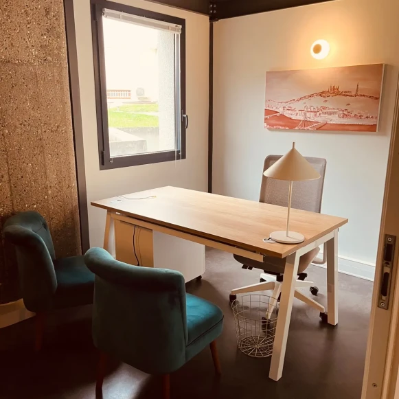 Open Space  5 postes Location bureau Rue d'Inkermann Lyon 69006 - photo 3