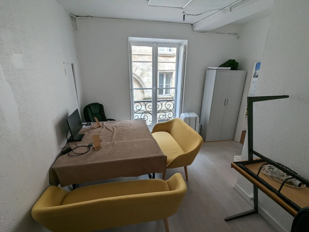 Bureau privé - 33000 - 5 postes - 1200€