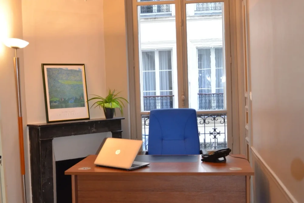 Bureau privé - 75008 - 1 poste - 650€