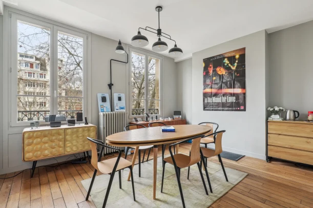 Bureau privé - 75017 - 4 postes - 1500€