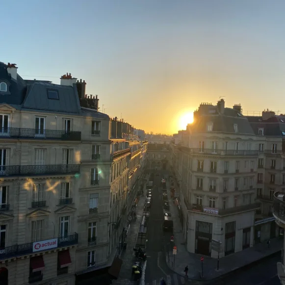 Bureau privé 35 m² 6 postes Location bureau Rue de Rome Paris 75008 - photo 6
