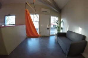 Open Space - 33000 - 6 postes - 250€