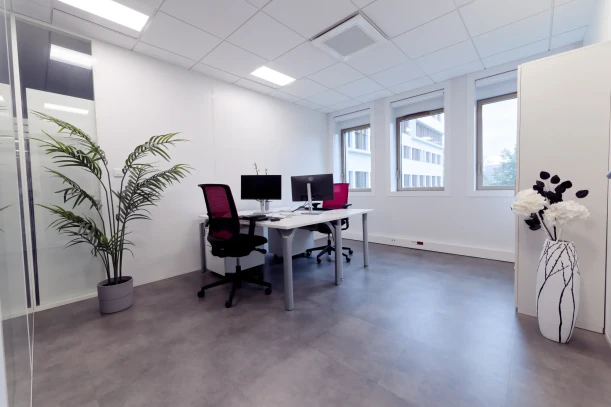 Bureau privé - 94000 - 3 postes - 1050€