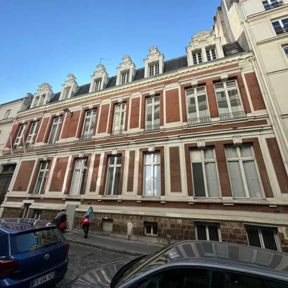 Espace indépendant 1 506 m² 200 postes Coworking Rue de la Tour des Dames Paris 75009 - photo 1