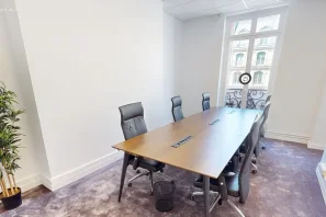 Espace indépendant - 75008 - 22 postes - 14900€