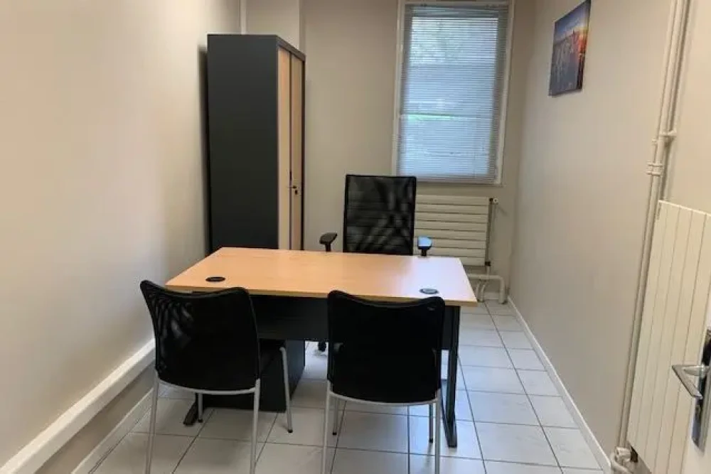 Bureau privé - 75015 - 1 poste - 450€