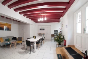 Open Space - 37000 - 10 postes - 209€