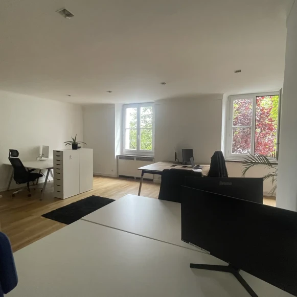 Bureau privé 100 m² 10 postes Location bureau Rue du Chêne d'Aron Nantes 44000 - photo 2