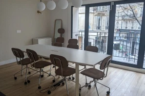 Espace indépendant - 75004 - 14 postes - 5650€