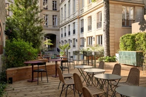 Open Space - 75008 - 4 postes - 350€