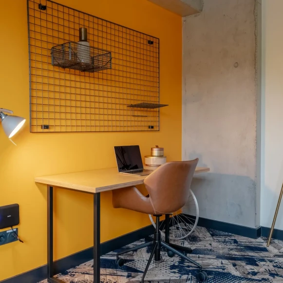 Bureau privé 71 m² 14 postes Coworking Avenue Halley Villeneuve-d'Ascq 59650 - photo 3