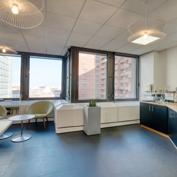 Bureau privé 23 m² 5 postes Coworking Allées Jean Jaurès Toulouse 31000 - photo 7