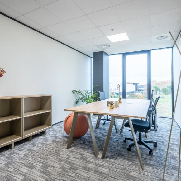 Bureau privé 21 m² 4 postes Coworking Allée des Acacias Mérignac 33700 - photo 1