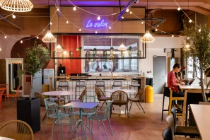 Bureau privé - 92300 - 4 postes - 1900€