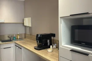 Bureau privé - 83480 - 3 postes - 800€
