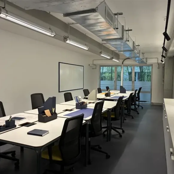 Bureau privé 70 m² 12 postes Coworking Rue Marc Sangnier Bègles 33130 - photo 4