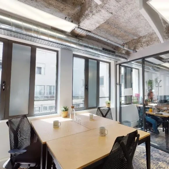 Bureau privé 9 m² 3 postes Coworking Rue Bréguet Paris 75011 - photo 1