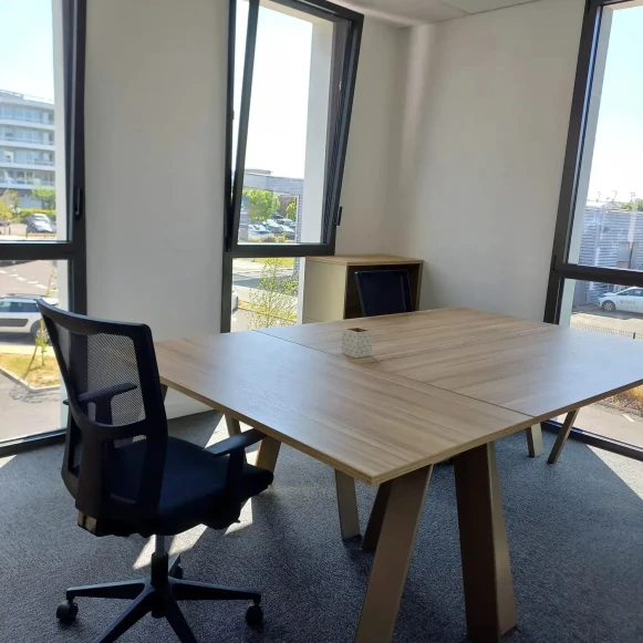 Bureau privé 11 m² 2 postes Location bureau Rue de la Martinellerie Trélazé 49800 - photo 6