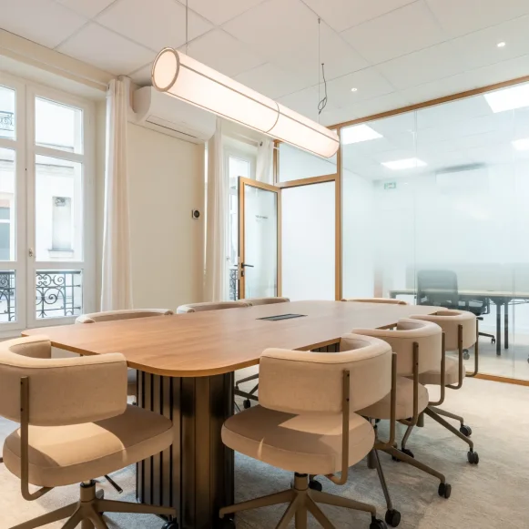 Espace indépendant 218 m² 33 postes Location bureau Rue Montmartre Paris 75002 - photo 4