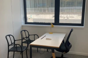 Bureau privé - 13002 - 2 postes - 380€