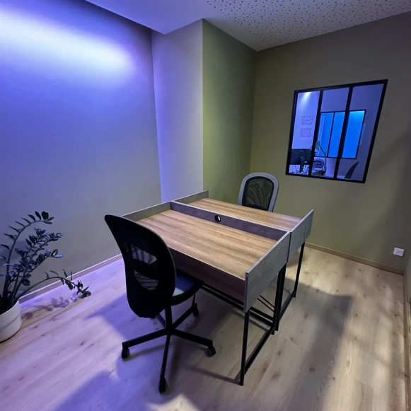 Bureau privé 13 m² 3 postes Coworking Rue André Pujol Pessac 33600 - photo 6