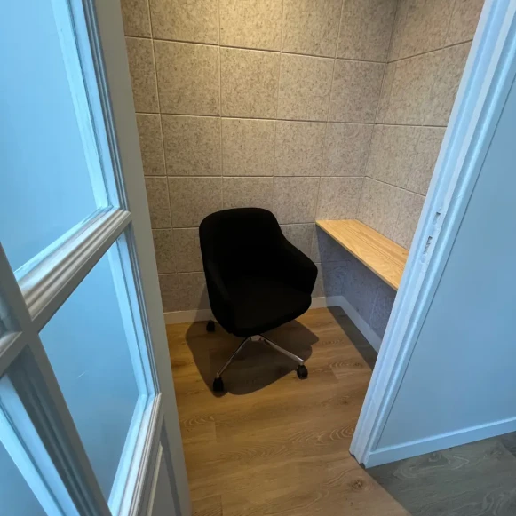 Espace indépendant 90 m² 12 postes Coworking Cours Saint-Louis Bordeaux 33300 - photo 4