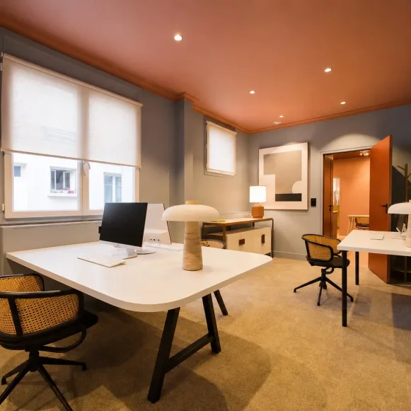 Bureau privé 41 m² 10 postes Location bureau Rue Ernest Psichari Paris 75007 - photo 2