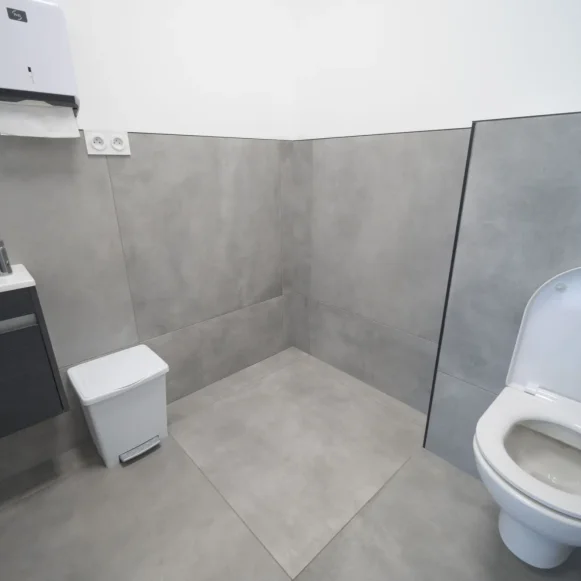 Open Space  6 postes Location bureau Rue du Grand Breuil Remiremont 88200 - photo 9