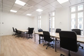 Bureau privé - 13001 - 10 postes - 3990€