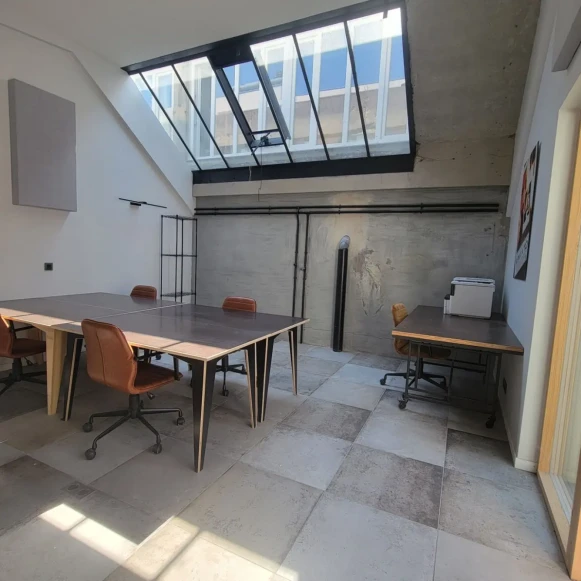 Bureau privé 35 m² 5 postes Location bureau Rue Lénine Ivry-sur-Seine 94200 - photo 1