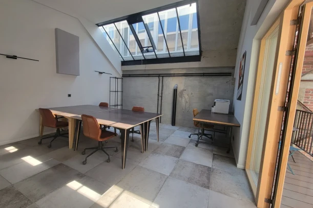 Bureau privé - 94200 - 5 postes - 1200€