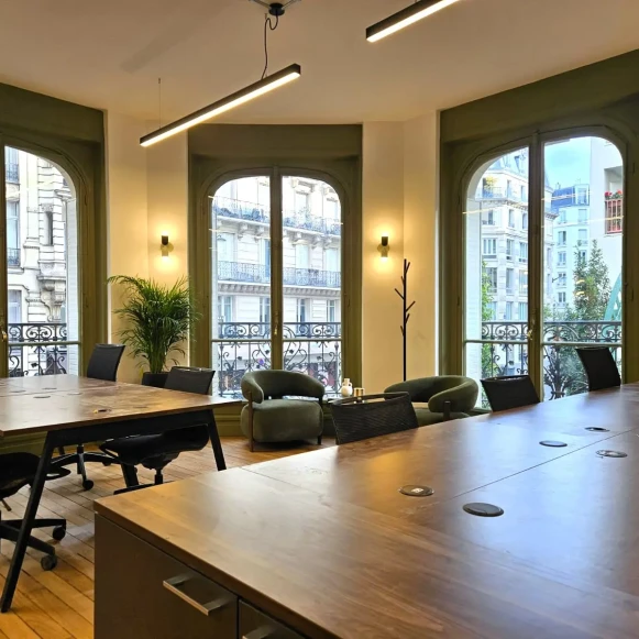 Espace indépendant 160 m² 26 postes Location bureau Rue Beaubourg Paris 75003 - photo 2