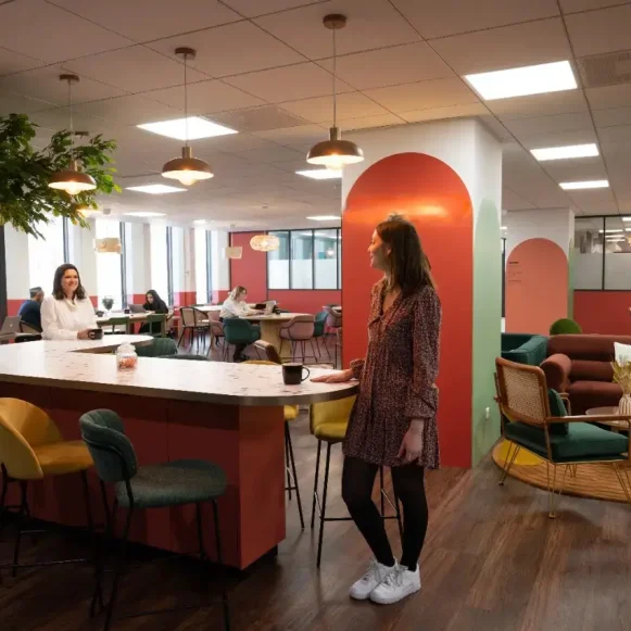 Bureau privé 7 m² 2 postes Coworking Terrasse Boieldieu Puteaux 92800 - photo 6