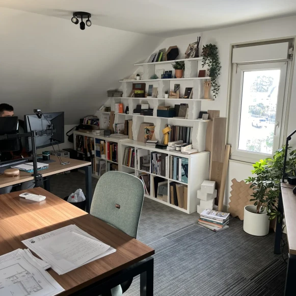 Bureau privé 32 m² 4 postes Coworking Rue Marcellin Berthelot Nuits-Saint-Georges 21700 - photo 2