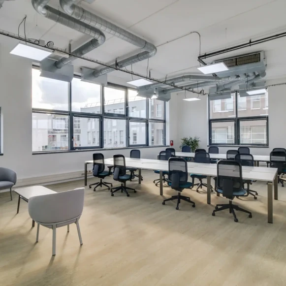 Espace indépendant 480 m² 50 postes Location bureau Rue Villeneuve Clichy 92110 - photo 9
