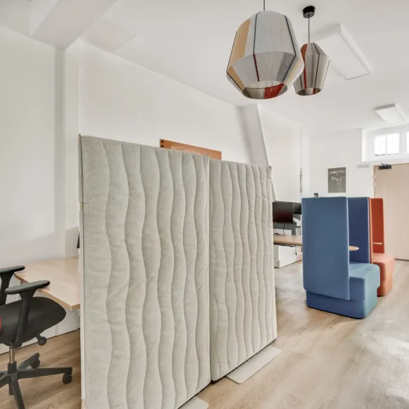 Bureau privé 120 m² 20 postes Location bureau Rue Saint-Fiacre Paris 75002 - photo 8