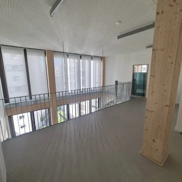 Bureau privé 89 m² 14 postes Coworking Rue de Srebrenica Paris 75020 - photo 10